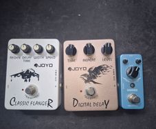 Guitar pedal set