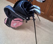 Golf Clubs. Junior Golf Set For Girls Age 9 To 12 Years. Collect In Dublin Or Receive Via Post.