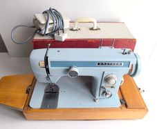 Vintage sewing machine Brother made in Japan