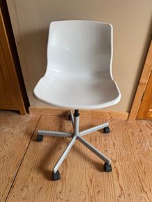 IKEA White Snille Swivel Chair