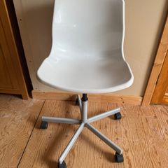 IKEA White Snille Swivel Chair