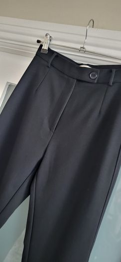 H&M black skinny trousers  Sz 8UK - Bnwot Rrp 19.99