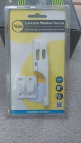 Yale lockable window handle