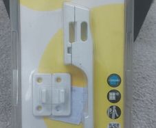 Yale lockable window handle