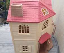 Sylvanian Family Home