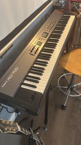 Roland RD700
