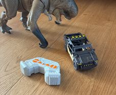 Jurassic World Rebirth Remote Control Track 'n Chomp Dinosaur Distortus Rex