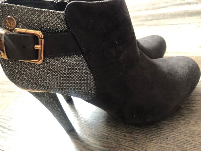 High ankle boots