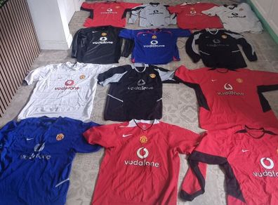 Manchester United jerseys