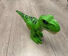 Dino Alive