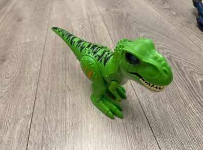 Dino Alive