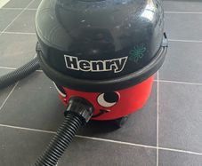 Henry hoover