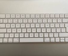 Apple Magic Keyboard 2