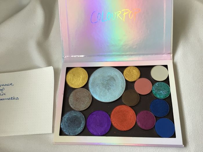 Custom Palette of Fourteen Pots