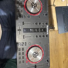 Numark Mixtrack 3