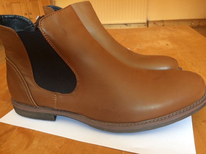 Mens ankle boots. Size 12. New