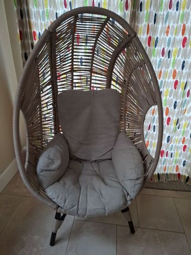Rattan wicker egg chair