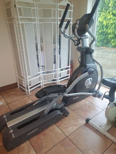 CE800 Spirit Cross Fitness Trainer