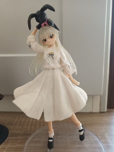 Figurines