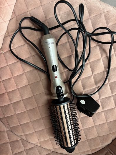 Remington Keratin Therapy Pro Volume Heated Brush (new)