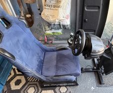 Playseat Evolution + Thrustmaster T300RS GT