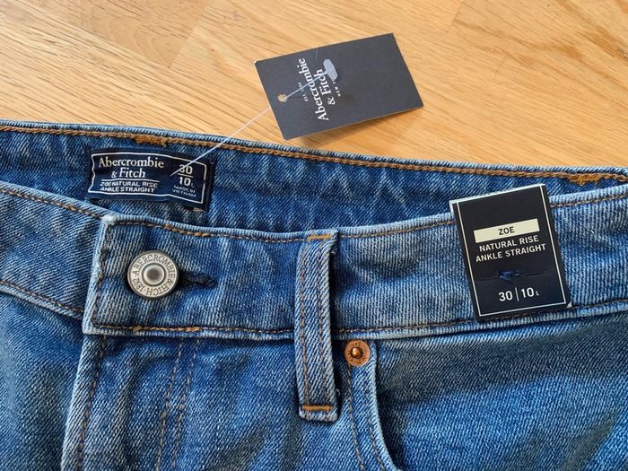 Brand New Ladies Abercrombie Jeans