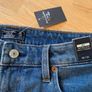 Brand New Ladies Abercrombie Jeans Image 3