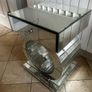 Mirrored table Image 3