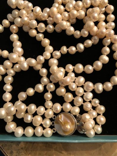 pearl necklace
