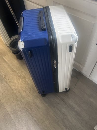 Lovely Japan, stylish suitcase
