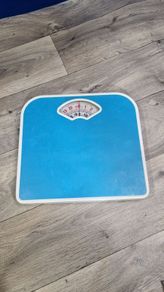 Retro Mechanical Bathroom Scales