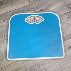 Retro Mechanical Bathroom Scales