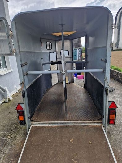 Ifor Williams 505 trailer