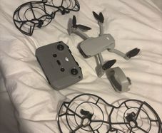 DJI Mini 2 SE Drone