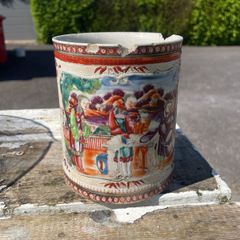Huge Chinese Qing Qianlong Famille rose Mug
