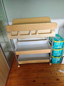 baby changing table