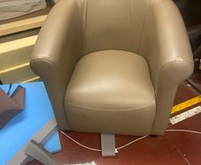 Tub leatherette chair