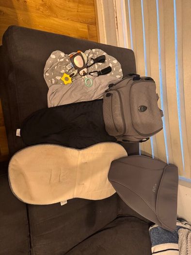 Egg Stroller, Bassinet and Car Seat