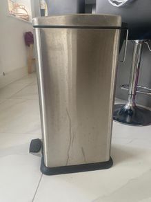 Metal bin