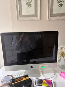 Apple iMac 21.5 inch 2011  Working
