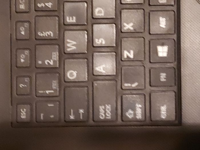 Toshiba Satellite C50-B-14D, Intel Celeron CPU N2830 2.1GHz, 4GB Ramm, 500GB HDD, Windows 10, Microsoft Edge, Chrome