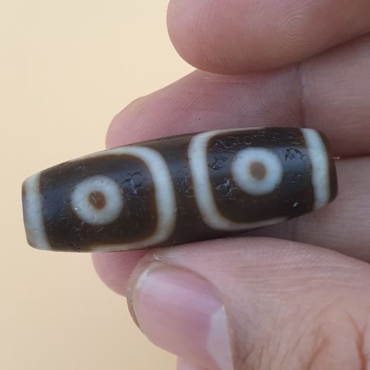 7 Eyes Beautiful Himalayan Tibetan Agate Bead Amulet