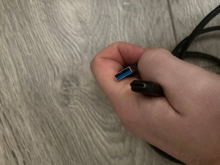 USB-C to USB-A 1.8 meters