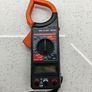 Digital clamp meter Image 2
