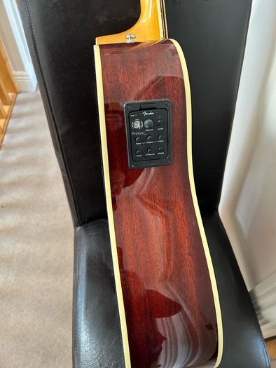 Fender Kingman Acoustic/Electric Bass Guitar with hard shell case.