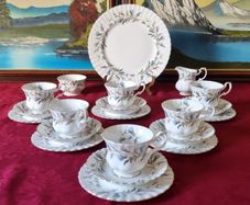21 Piece Royal Albert Brigadoon Pattern Bone China Gold Gilt Tea Set For 6 Person Setting Made In England