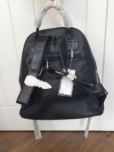 Hand Bags. Big Clearout, Make An Offer