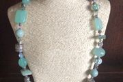 Vintage Necklace Green glass beads