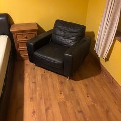 leather arm chair