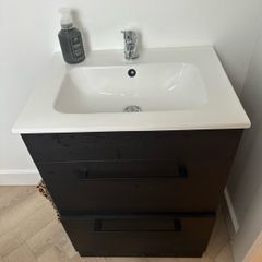 Bathroom Vanity x2